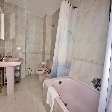 El Parque De דירה נוחה